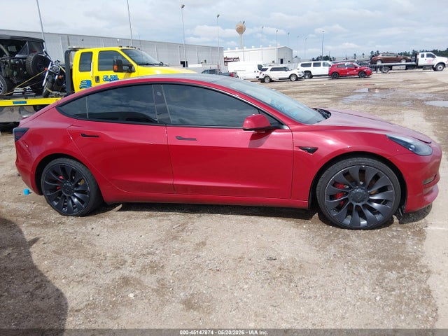 2022 Tesla Model 3 Performance Dual Motor All-wheel Drive მანქანა იყიდება აუქციონზე, vin: 5YJ3E1EC6NF134320, აუქციონის ნომერი: 45147874
