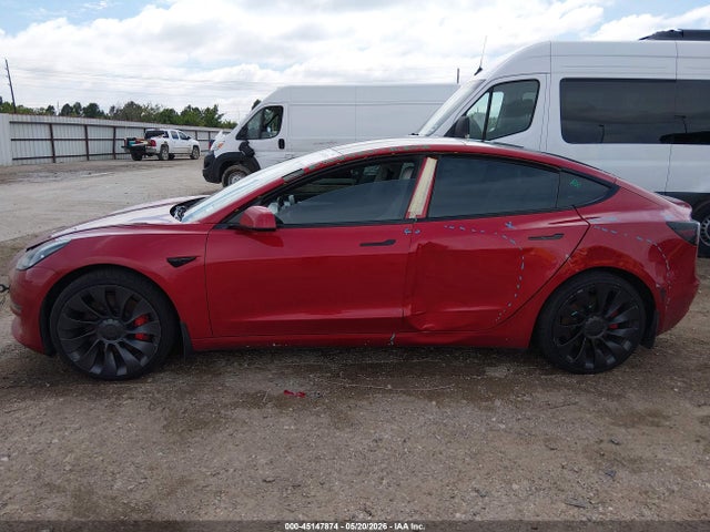 2022 Tesla Model 3 Performance Dual Motor All-wheel Drive მანქანა იყიდება აუქციონზე, vin: 5YJ3E1EC6NF134320, აუქციონის ნომერი: 45147874