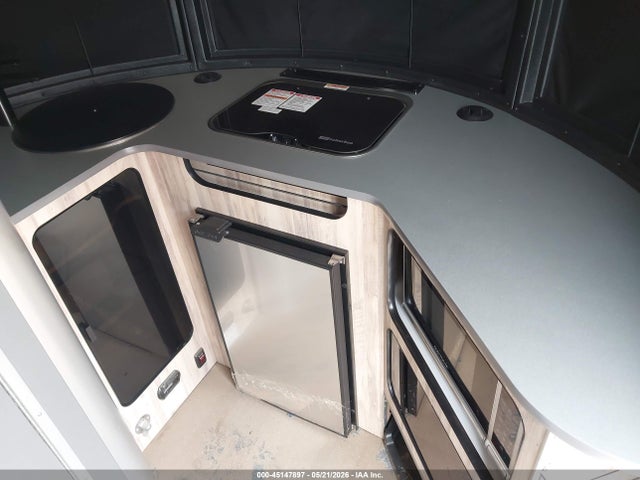 Airstream M16 2023 1SMG4DC13PJ208812 Image 14