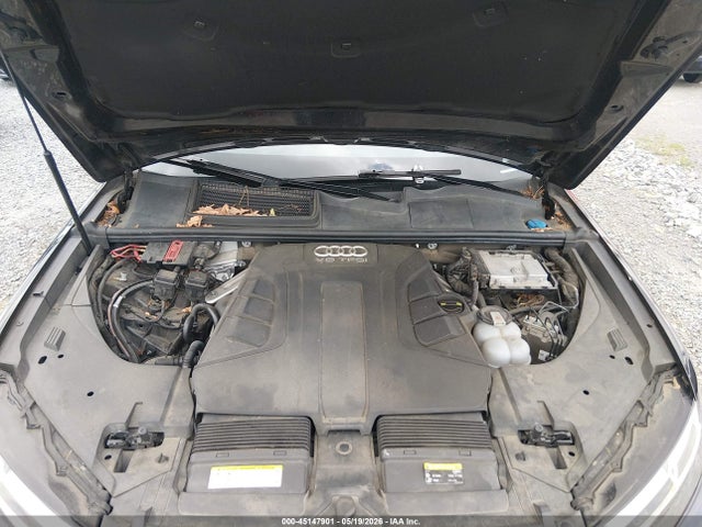 WA1LAAF73JD009333 Audi Q7 3.0t Premium