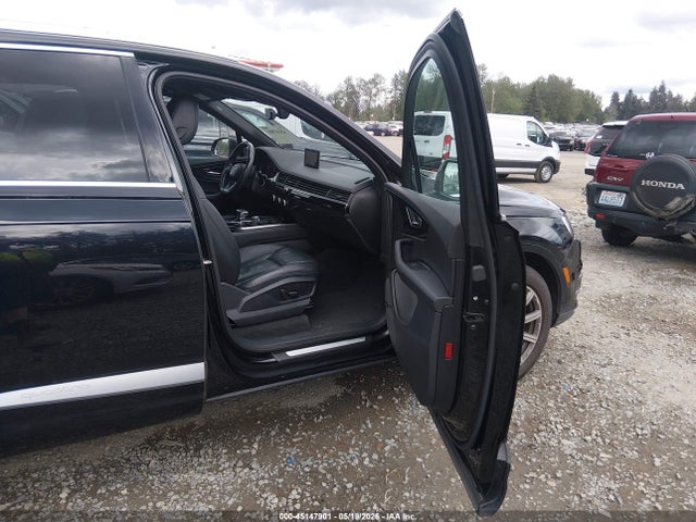 WA1LAAF73JD009333 Audi Q7 3.0t Premium