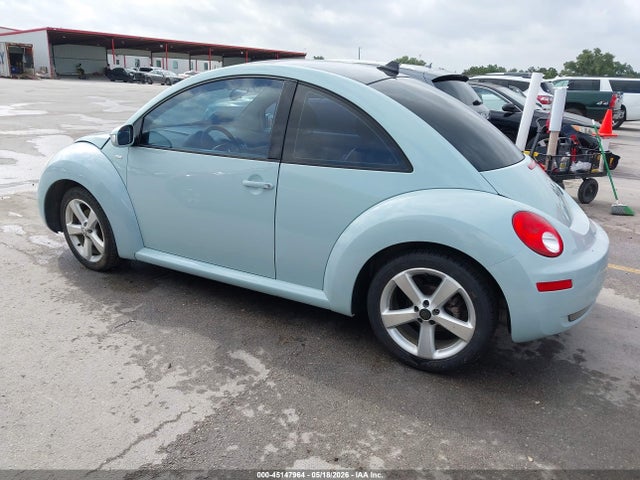 Продаж на аукціоні авто 2010 Volkswagen New Beetle 2.5l Final Edition, vin: 3VWRW3AG2AM023696, номер лоту: 45147964