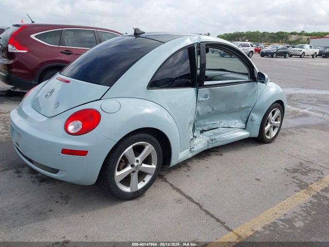 Продаж на аукціоні авто 2010 Volkswagen New Beetle 2.5l Final Edition, vin: 3VWRW3AG2AM023696, номер лоту: 45147964