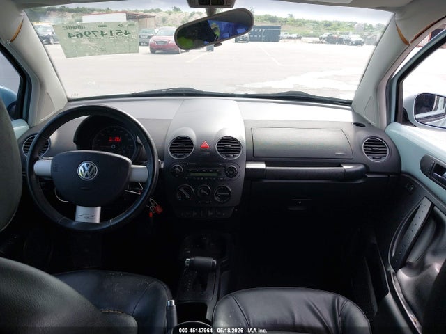 Продаж на аукціоні авто 2010 Volkswagen New Beetle 2.5l Final Edition, vin: 3VWRW3AG2AM023696, номер лоту: 45147964