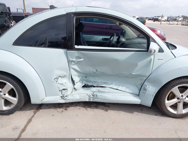 Продаж на аукціоні авто 2010 Volkswagen New Beetle 2.5l Final Edition, vin: 3VWRW3AG2AM023696, номер лоту: 45147964