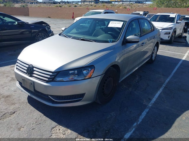 45147997 :رقم المزاد ، 1VWAT7A35EC111336 vin ، 2014 Volkswagen Passat 1.8t S مزاد بيع