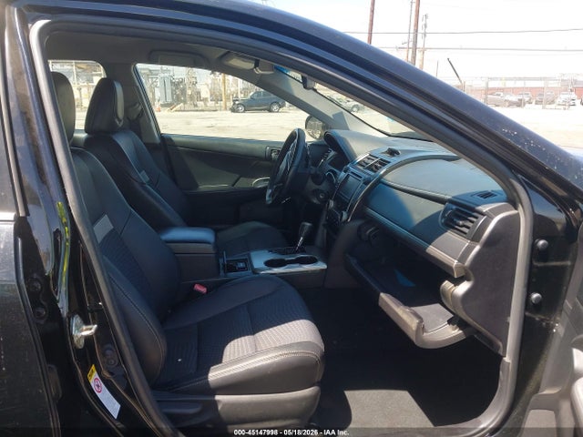 45147998 :رقم المزاد ، 4T1BF1FK9EU304560 vin ، 2014 Toyota Camry Se مزاد بيع