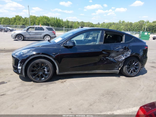Продажа на аукционе авто 2023 Tesla Model Y Awd/long Range Dual Motor All-wheel Drive, vin: 7SAYGDEE6PA162933, номер лота: 45148013