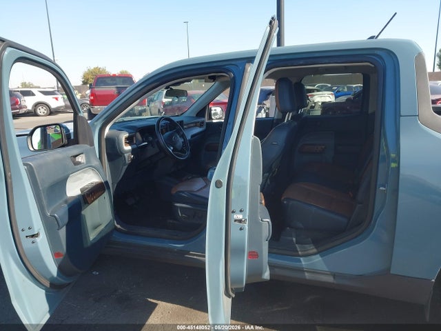 45148052 :رقم المزاد ، 3FTTW8E3XNRA39408 vin ، 2022 Ford Maverick Lariat مزاد بيع