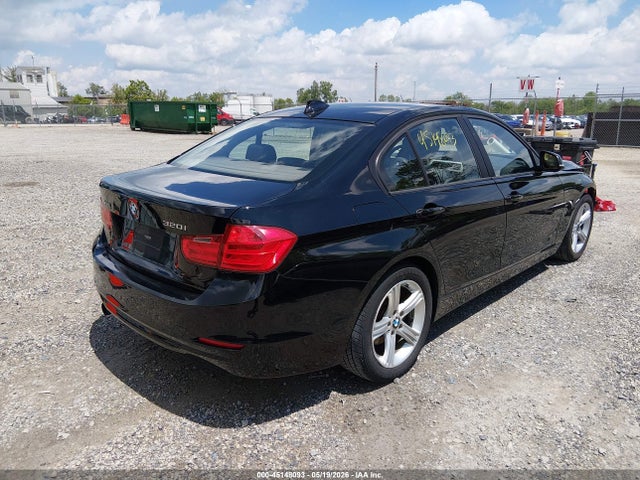 45148093 :رقم المزاد ، WBA3C3C59DF978557 vin ، 2013 Bmw 320i Xdrive مزاد بيع
