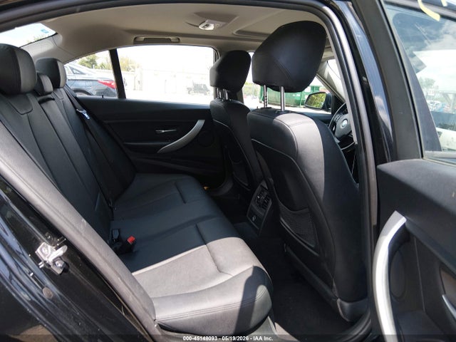 45148093 :رقم المزاد ، WBA3C3C59DF978557 vin ، 2013 Bmw 320i Xdrive مزاد بيع