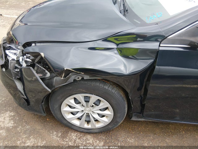 Aukcja sprzedaży 2017 Toyota Camry Le, vin: 4T1BF1FK6HU699124, numer aukcji: 45148097