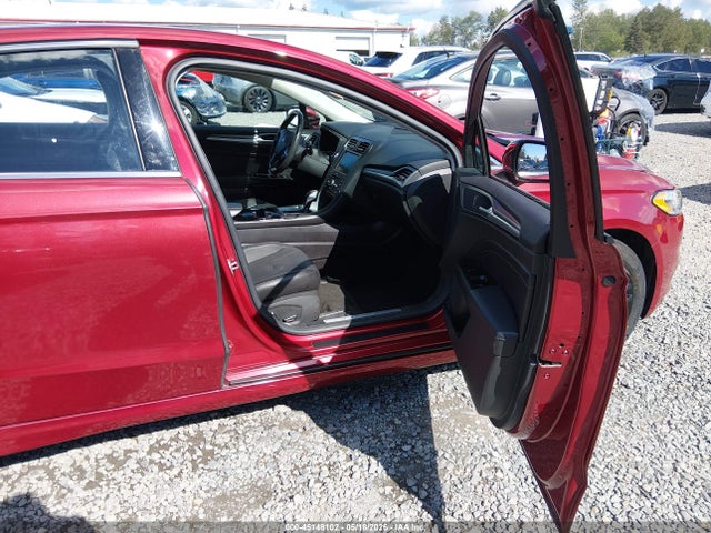 3FA6P0SU2GR247798 Ford Fusion Energi Titanium