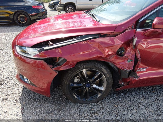 3FA6P0SU2GR247798 Ford Fusion Energi Titanium