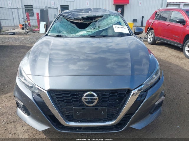 1N4BL4DW8NN390383 Nissan Altima Sv Intelligent Awd
