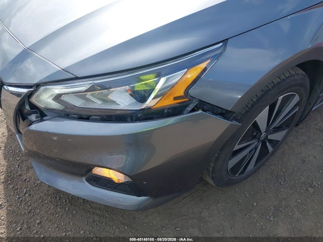 1N4BL4DW8NN390383 Nissan Altima Sv Intelligent Awd