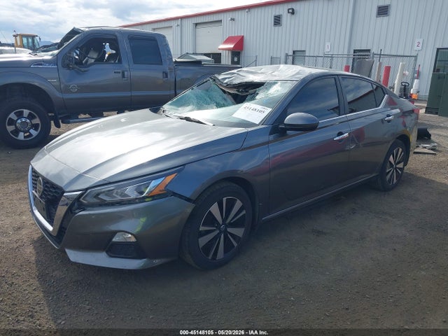 1N4BL4DW8NN390383 Nissan Altima Sv Intelligent Awd