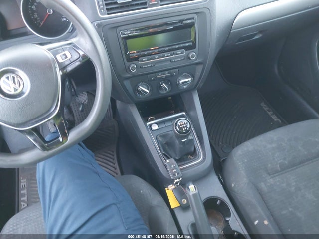 3VWB17AJ5FM274271 Volkswagen Jetta 1.8t Se