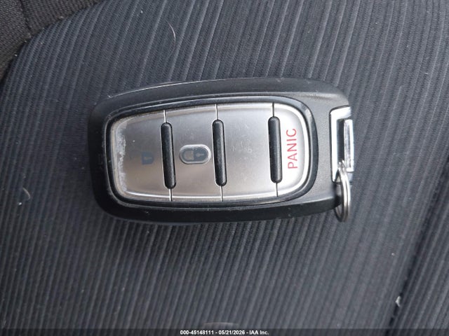 45148111 :رقم المزاد ، 2C4RC1CG8MR577755 vin ، 2021 Chrysler Voyager Lx مزاد بيع