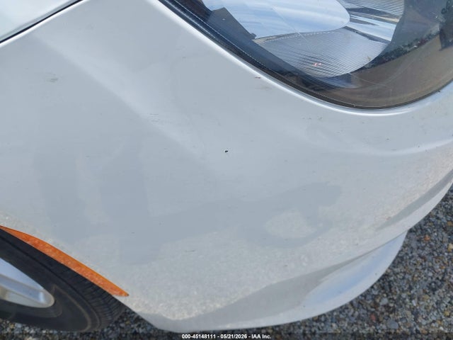 45148111 :رقم المزاد ، 2C4RC1CG8MR577755 vin ، 2021 Chrysler Voyager Lx مزاد بيع