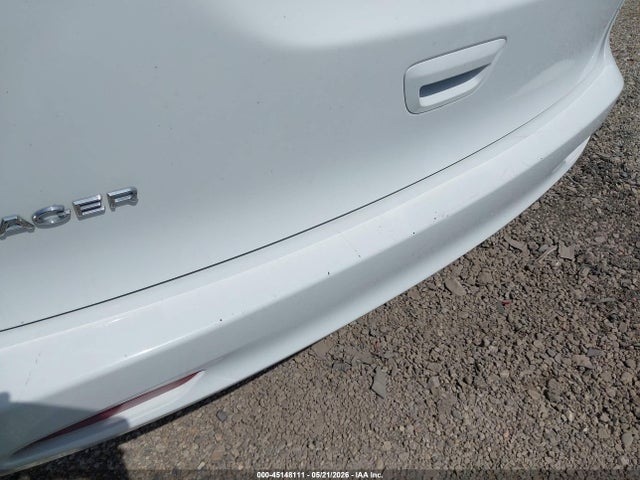 45148111 :رقم المزاد ، 2C4RC1CG8MR577755 vin ، 2021 Chrysler Voyager Lx مزاد بيع