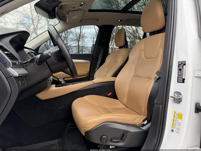 Продаж на аукціоні авто 2016 Volvo Xc90 T5 Momentum, vin: YV4102XK2G1072214, номер лоту: 45148141