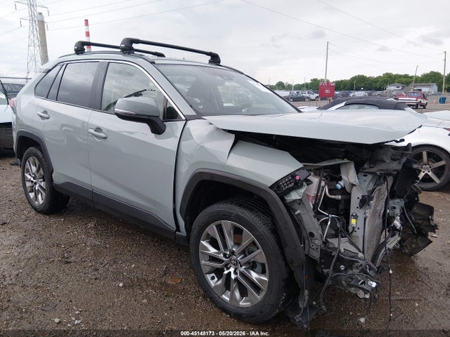 Продаж на аукціоні авто 2022 Toyota Rav4 Xle Premium, vin: JTMC1RFV7ND090782, номер лоту: 45148173