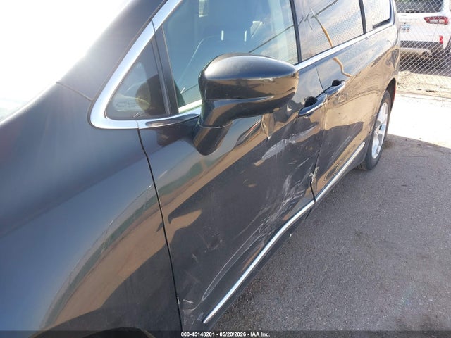 Aukcja sprzedaży 2018 Chrysler Pacifica Touring L Plus, vin: 2C4RC1EG7JR126163, numer aukcji: 45148201