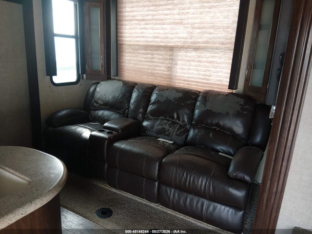 Heartland Rv 325 T 2015 5SFCG3822FE295367 Image 17