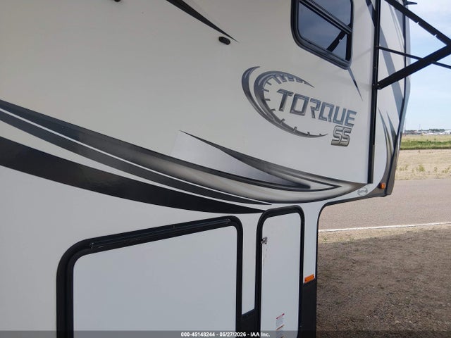 Heartland Rv 325 T 2015 5SFCG3822FE295367 Image 6