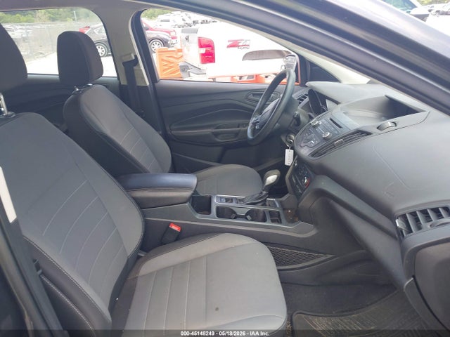 45148249 :رقم المزاد ، 1FMCU0F76HUB64407 vin ، 2017 Ford Escape S مزاد بيع