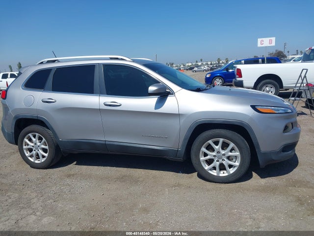 45148340 :رقم المزاد ، 1C4PJLCX8JD595132 vin ، 2018 Jeep Cherokee Latitude Fwd مزاد بيع