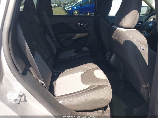 45148340 :رقم المزاد ، 1C4PJLCX8JD595132 vin ، 2018 Jeep Cherokee Latitude Fwd مزاد بيع