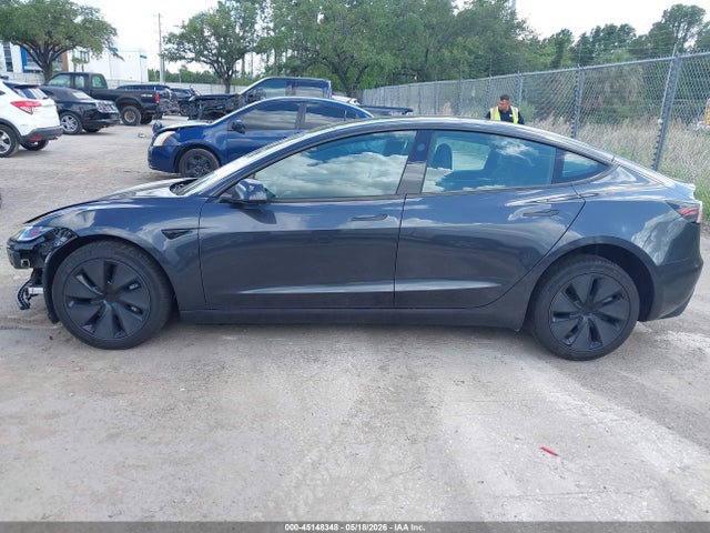 5YJ3E1EA5SF075061 Tesla Model 3 Long Range Rear-wheel Drive/standard Rear-wheel Drive