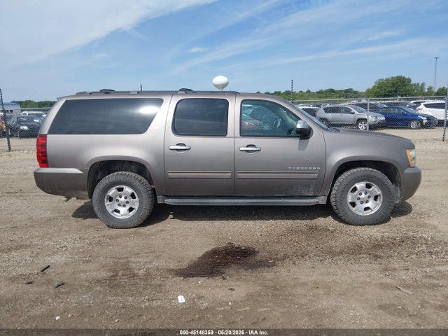 Продаж на аукціоні авто 2014 Chevrolet Suburban 1500 Lt, vin: 1GNSKJE77ER199329, номер лоту: 45148359