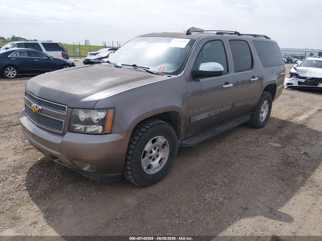 Продаж на аукціоні авто 2014 Chevrolet Suburban 1500 Lt, vin: 1GNSKJE77ER199329, номер лоту: 45148359