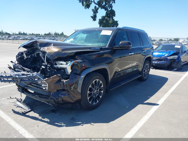 Toyota Sequoia Limited 2024 7SVAAABA4RX025880 Image 2