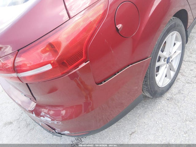 45148452 :رقم المزاد ، 1FADP3F23FL227302 vin ، 2015 Ford Focus Se مزاد بيع