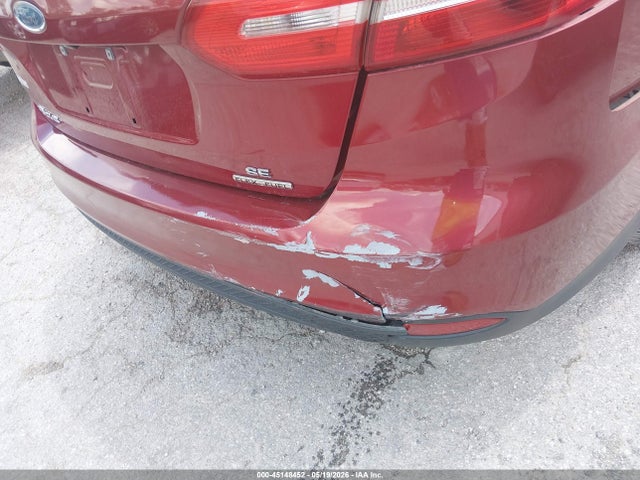 45148452 :رقم المزاد ، 1FADP3F23FL227302 vin ، 2015 Ford Focus Se مزاد بيع
