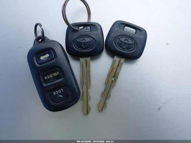 2002 Toyota Camry Le/se/xle მანქანა იყიდება აუქციონზე, vin: JTDBE32K120111010, აუქციონის ნომერი: 45148458