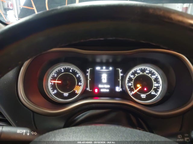 1C4PJMCB6FW652353 Jeep Cherokee Latitude