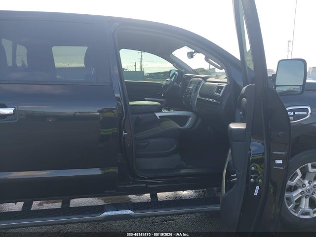 1N6BA1F4XKN522286 Nissan Titan Xd Sv Diesel