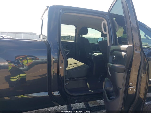 1N6BA1F4XKN522286 Nissan Titan Xd Sv Diesel