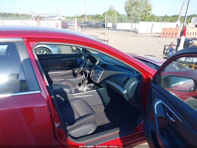 Продажа на аукционе авто 2017 Nissan Altima 2.5 Sr, vin: 1N4AL3AP8HC476635, номер лота: 45148483