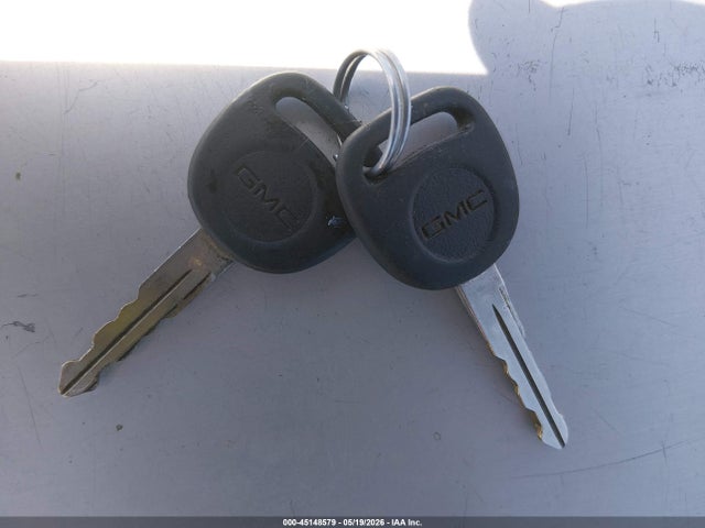 45148579 :رقم المزاد ، 1GKDT13W1X2512559 vin ، 1999 Gmc Jimmy Sle مزاد بيع