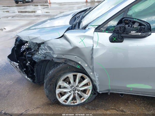 2023 Toyota Corolla Cross Le მანქანა იყიდება აუქციონზე, vin: 7MUCAAAG1PV045330, აუქციონის ნომერი: 45148590