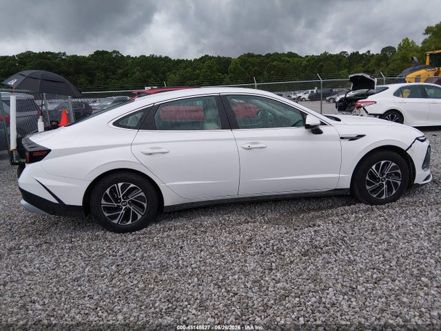 Auction sale of the 2026 Hyundai Sonata Hybrid Blue, vin: KMHL24JJ3TA142892, lot number: 45148627