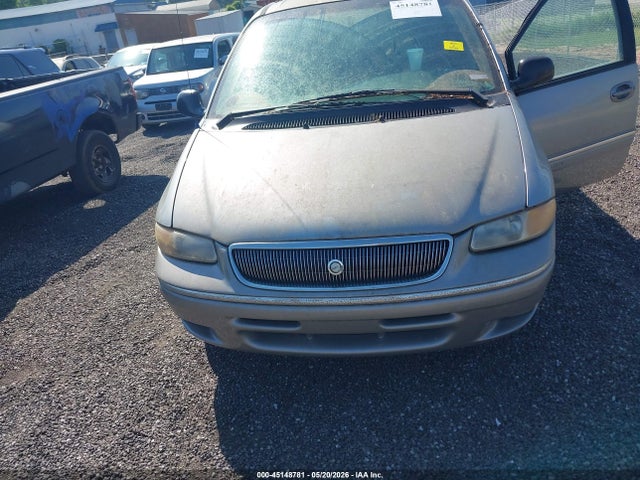 45148781 :رقم المزاد ، 1C4GP54L0VB414046 vin ، 1997 Chrysler Town & Country Lx مزاد بيع