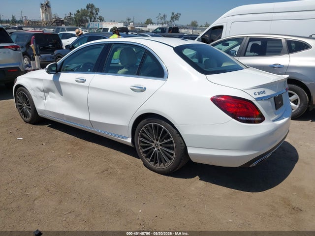 55SWF8DB5KU300610 Mercedes-Benz C 300