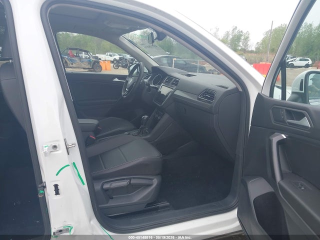 45148816 :رقم المزاد ، 3VV2B7AX1MM118814 vin ، 2021 Volkswagen Tiguan 2.0t Se/2.0t Se R-line Black/2.0t Sel مزاد بيع